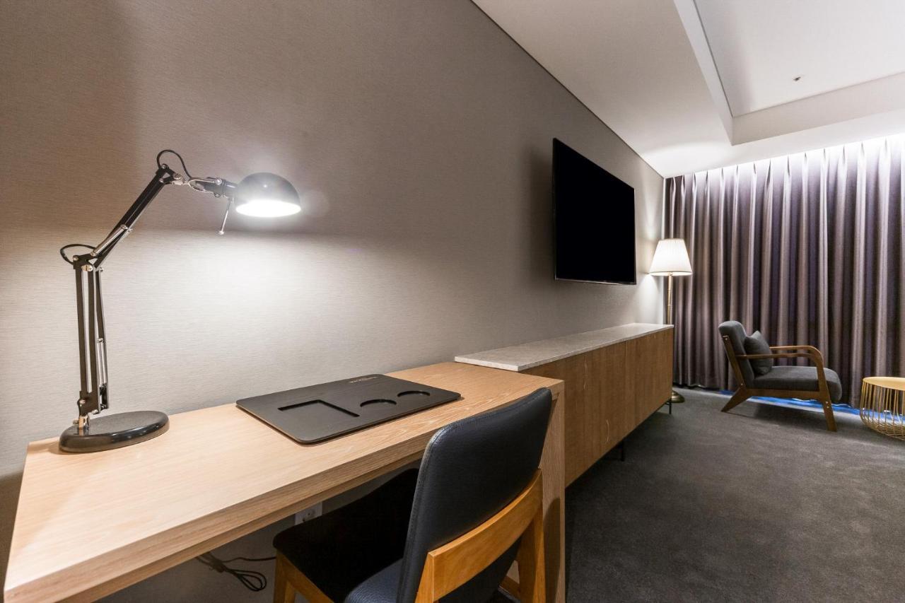 Gwangju Hound Hotel Gwangju Metropolitan City Exterior foto